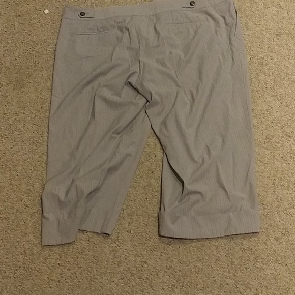 Grey pin striped dress pants 3 - Picture 3 of 3